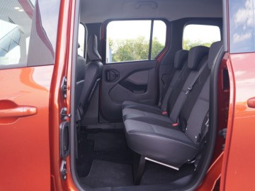 Renault Kangoo 1.5 Blue dCi 115 EDC Techno &ndash; Mocny argument